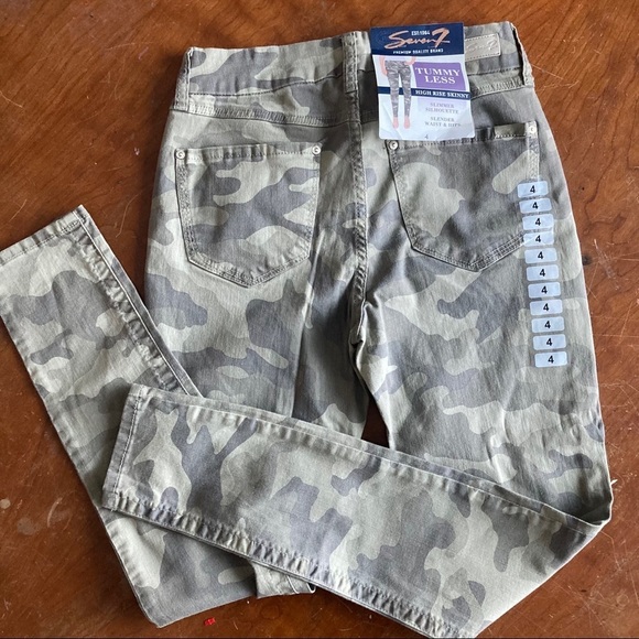 NWTSeven7 High Camo Skinny Jean - Picture 5 of 7